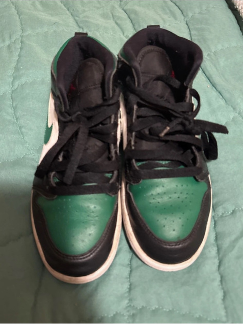 Nike Kids Green Black White High-Top Sneakers